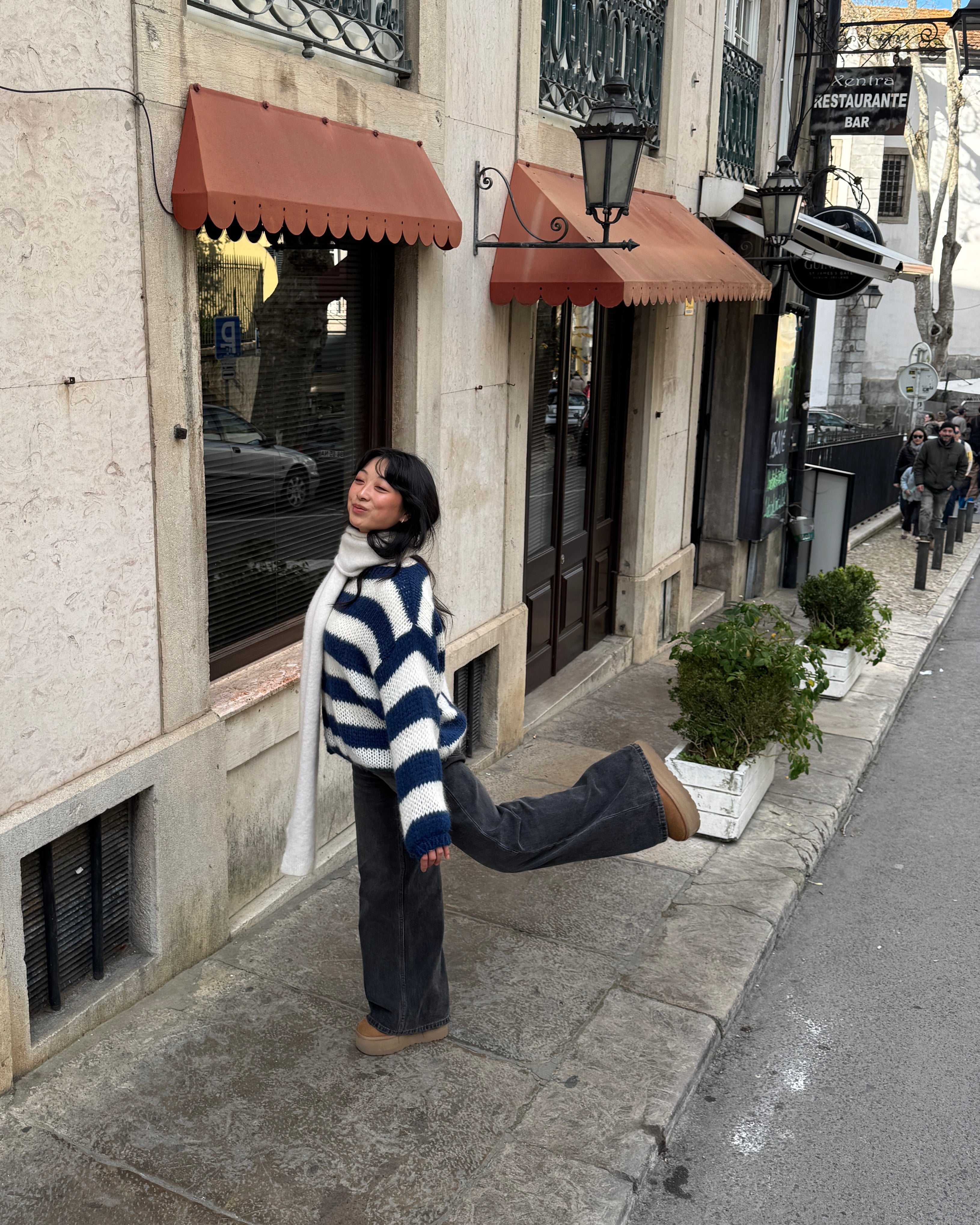 Anna Knitted Sweater - White/Blue