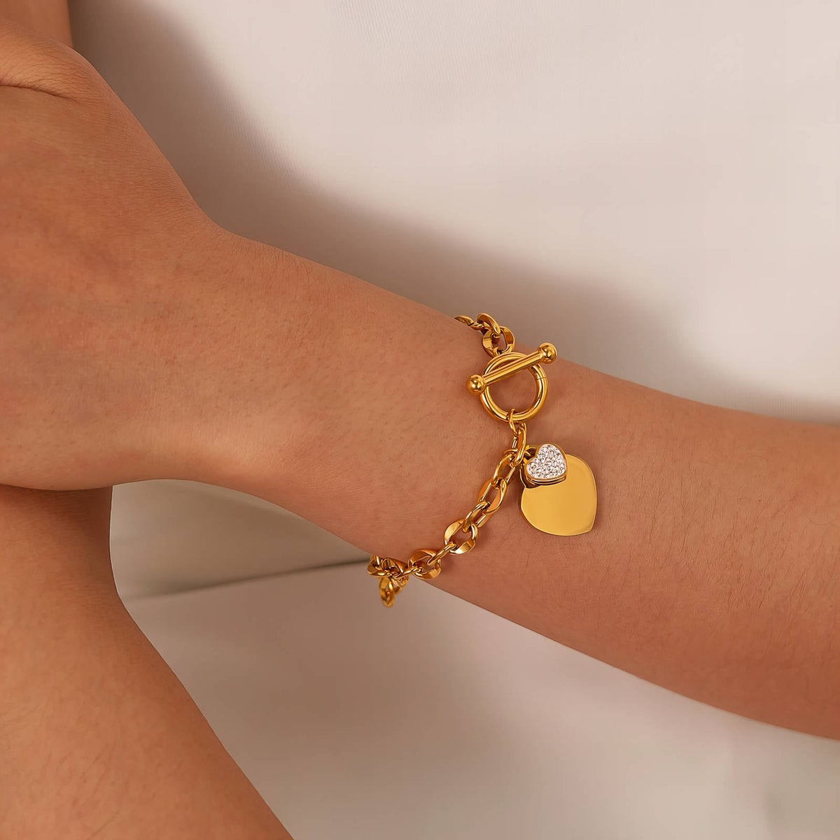 Sparkling Heart Bracelet